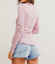 Load image into Gallery viewer, Our Song Henley Cuff in Candied Lilac
