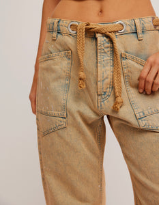 Moxie Pull On Barrel Jean in Cowboy