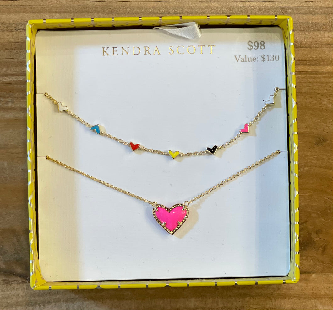 Kendra Scott Ari & Haven Heart Necklace Gift Set in Gold & Neon Pink