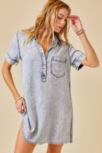 Load image into Gallery viewer, Short Sleeve Washed Denim Shirtdress

