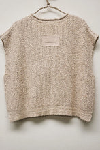 Load image into Gallery viewer, Patch Sleeveless Sweater
